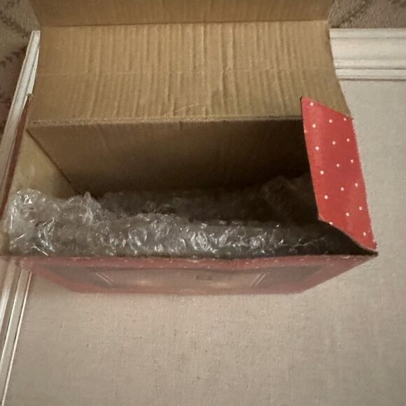 Vintage All the Trimmings embossed crystal nativity scene w silver star. - Picture 10 of 10